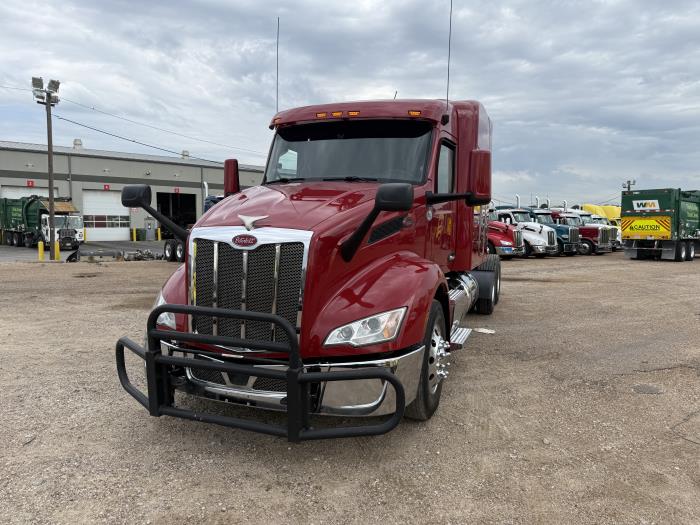 2023 Peterbilt 579-22