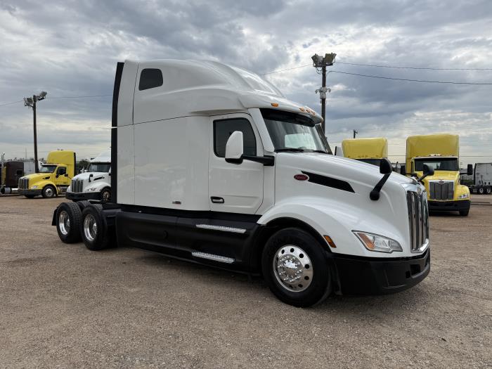2022 Peterbilt 579-1