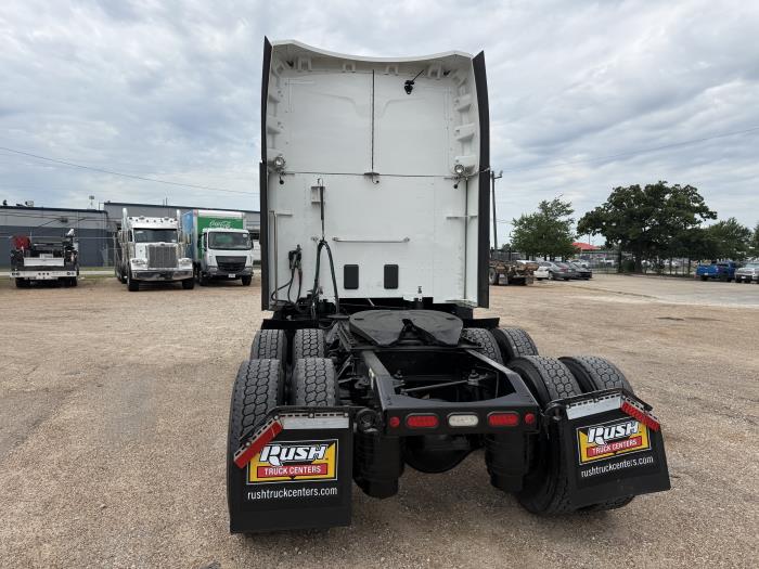 2022 Peterbilt 579-38