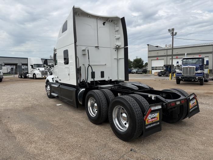 2022 Peterbilt 579-40