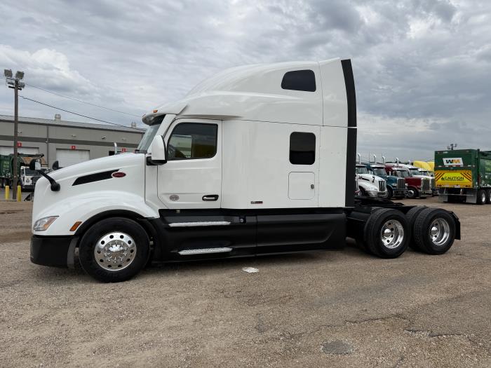 2022 Peterbilt 579-47