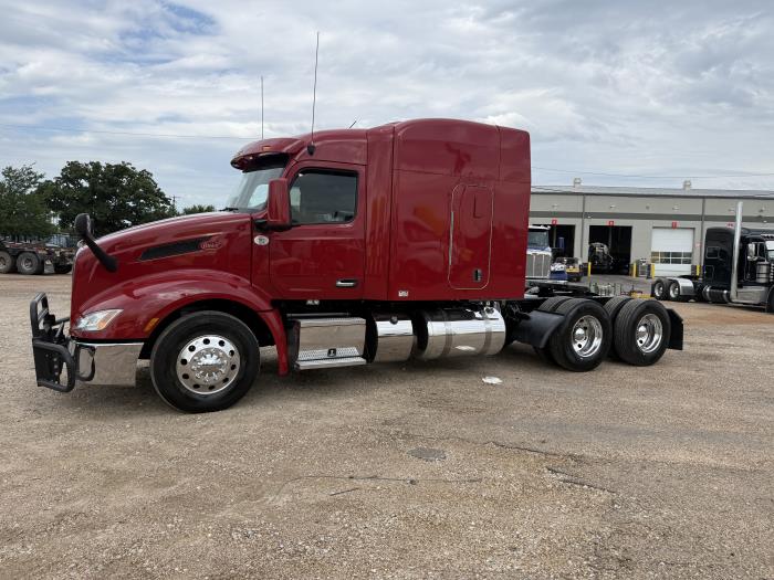 2023 Peterbilt 579-46
