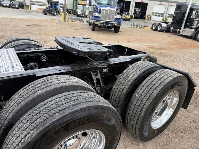 2023 Peterbilt 579-47