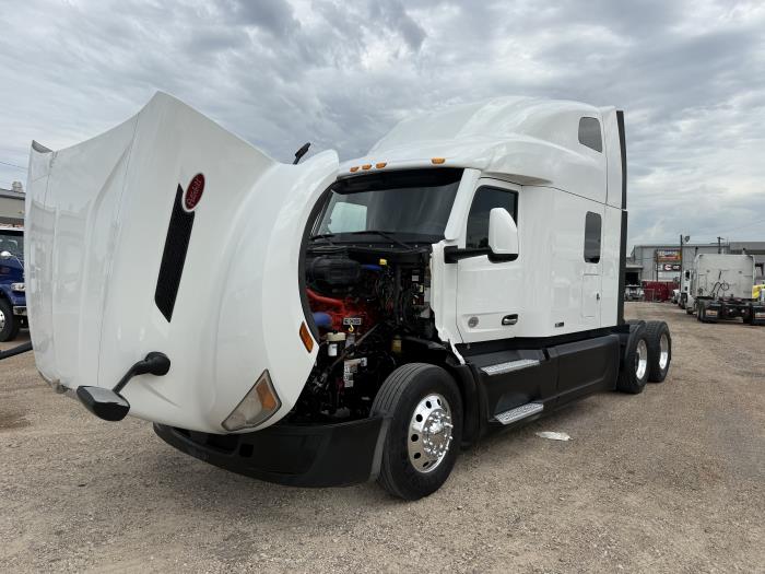 2022 Peterbilt 579-51