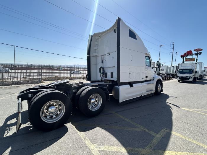 2027 Peterbilt 579-3