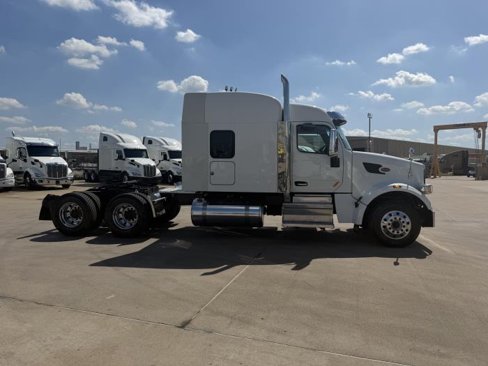 2022 Peterbilt 567-5