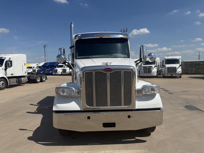 2022 Peterbilt 567-7