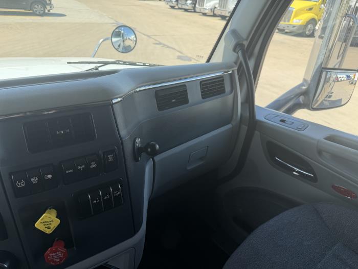 2022 Peterbilt 567-31