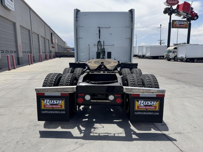 2022 Peterbilt 579-5