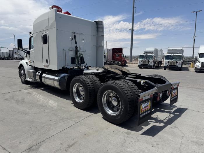 2022 Peterbilt 579-6
