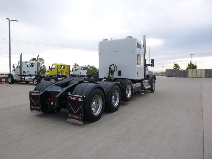2021 Kenworth W990-6