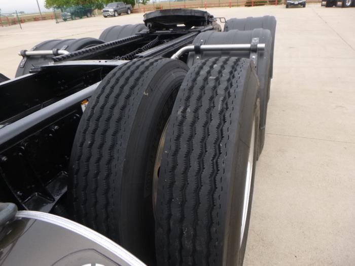 2021 Kenworth W990-10