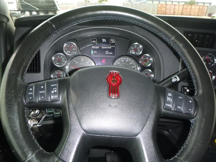 2021 Kenworth W990-24