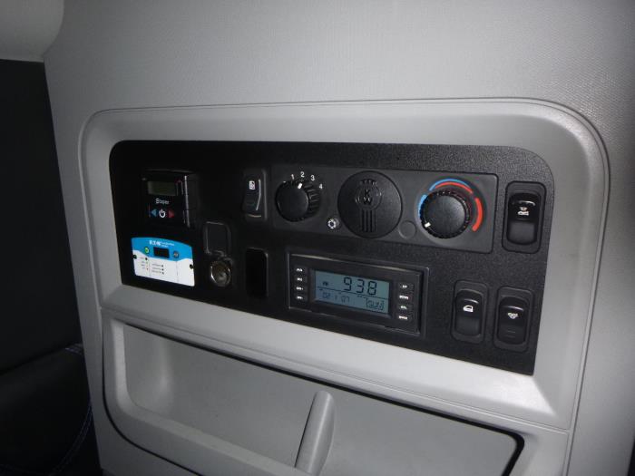 2021 Kenworth W990-35