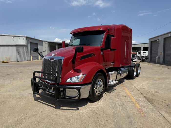 2023 Peterbilt 579-19