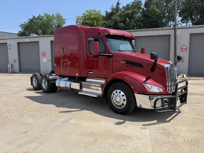 2023 Peterbilt 579-23