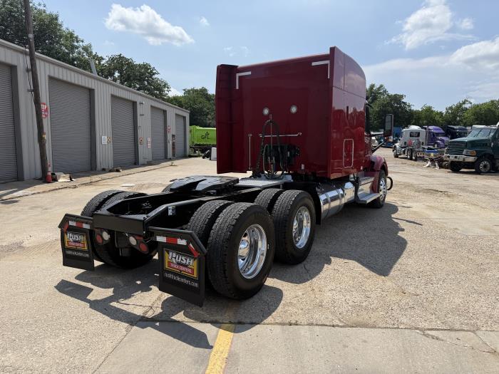 2023 Peterbilt 579-32
