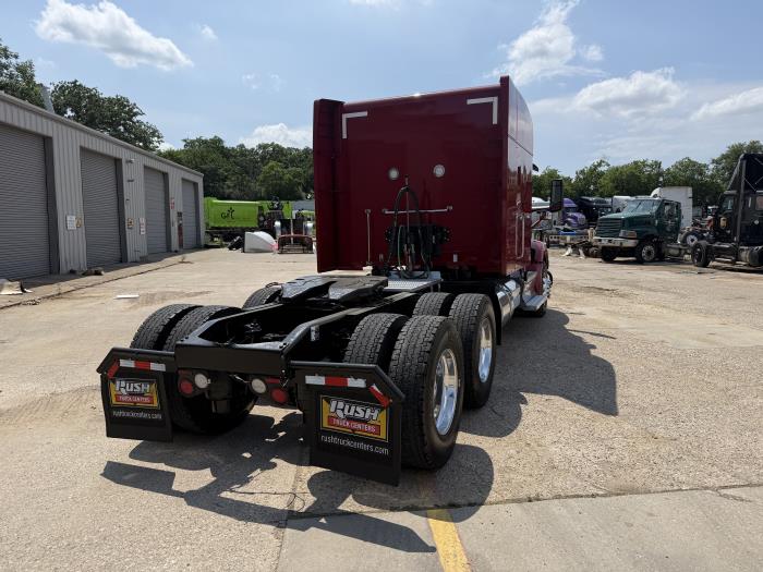2023 Peterbilt 579-33