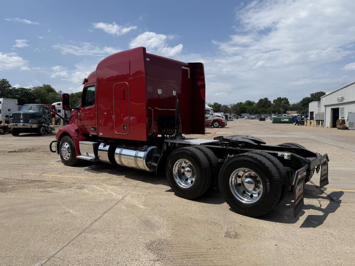 2023 Peterbilt 579-38