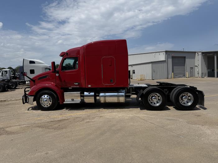 2023 Peterbilt 579-41