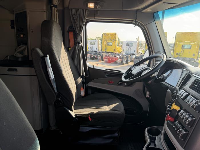 2022 Peterbilt 579-22