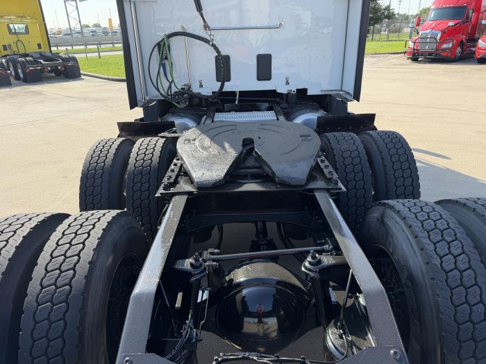 2022 Peterbilt 579-12