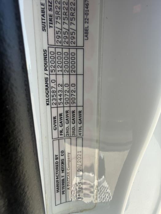 2022 Peterbilt 579-25