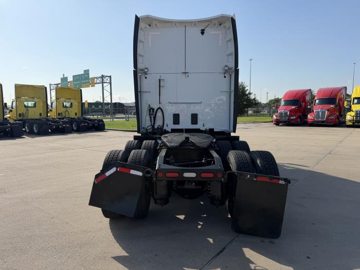 2022 Peterbilt 579-3