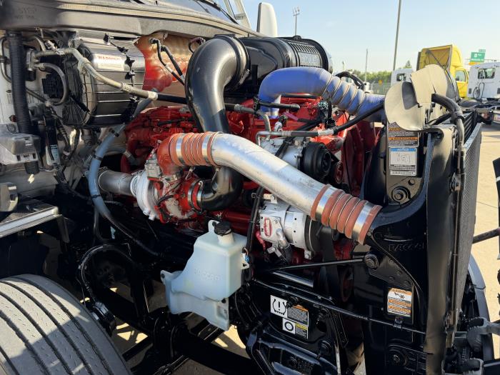 2022 Peterbilt 579-18