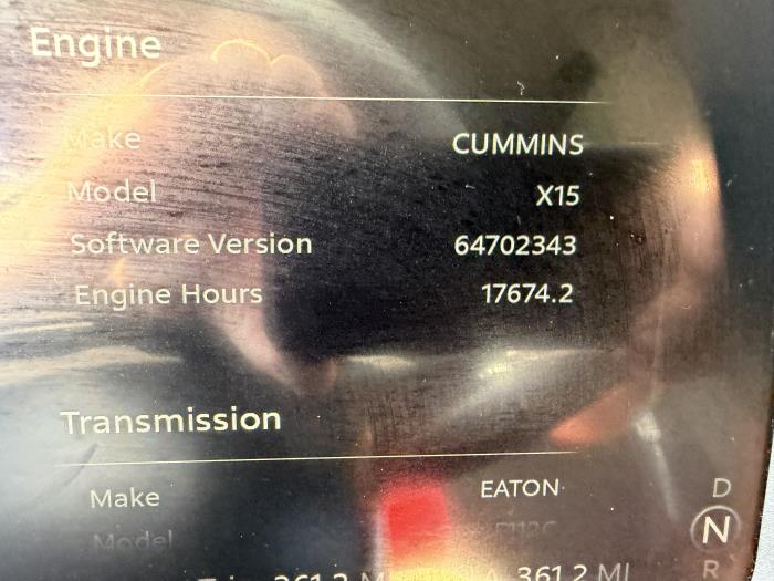 2022 Peterbilt 579-38