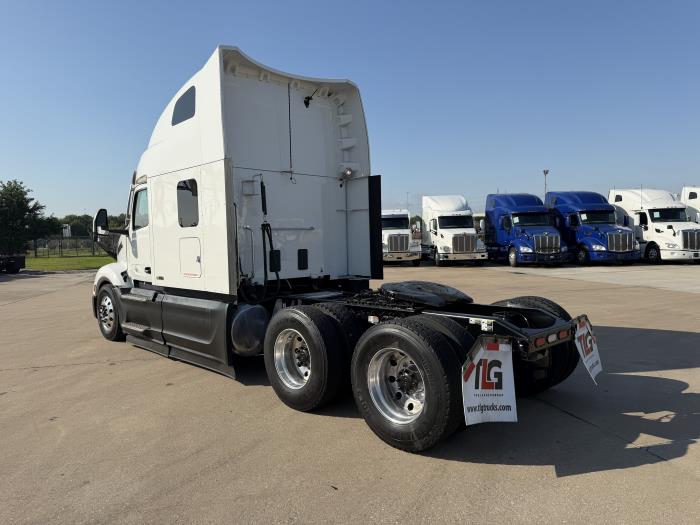 2022 Peterbilt 579-2