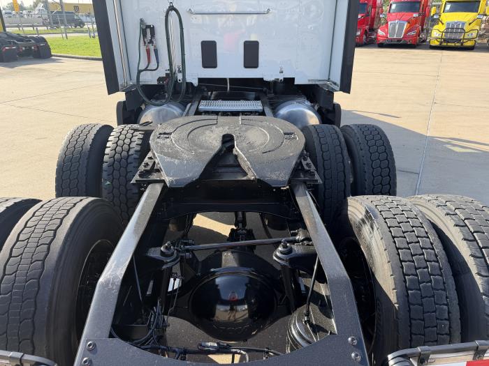 2022 Peterbilt 579-12