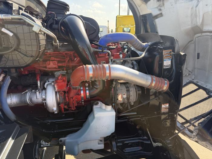 2022 Peterbilt 579-18