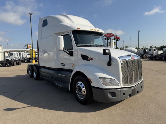 2021 Peterbilt 579-6