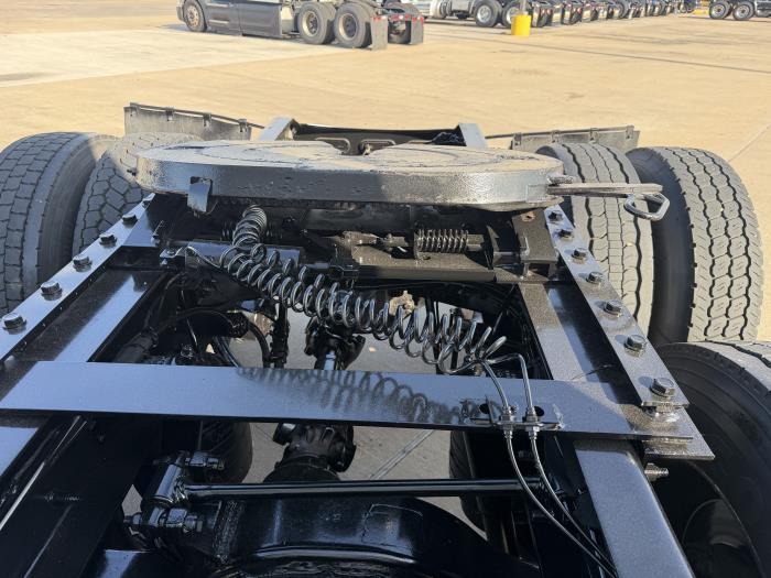 2021 Peterbilt 579-13
