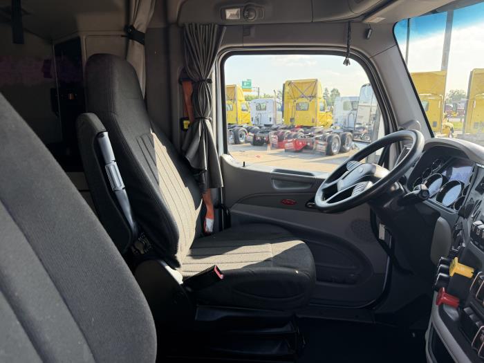 2021 Peterbilt 579-22