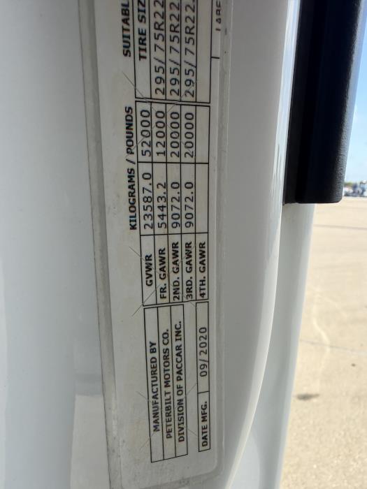 2021 Peterbilt 579-25