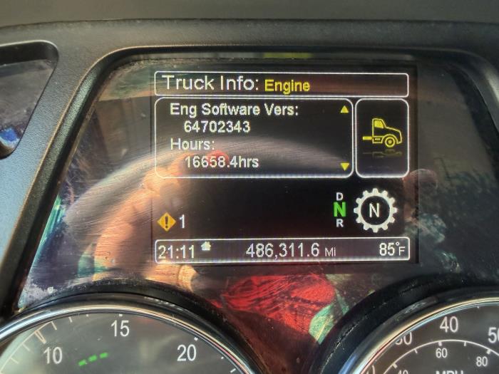 2021 Peterbilt 579-38
