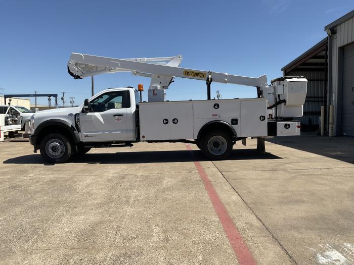 2026 Ford F-600-2