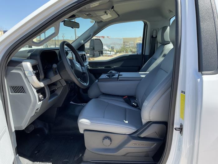 New 2026 Ford F-600 - photo 12
