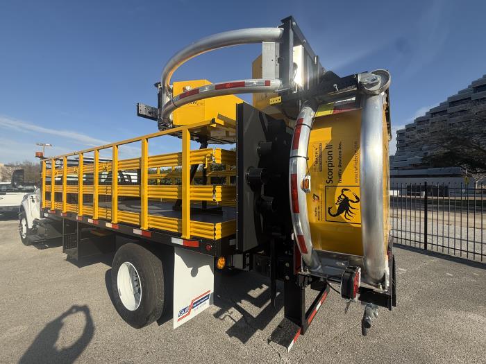 2027 Ford F-650-2
