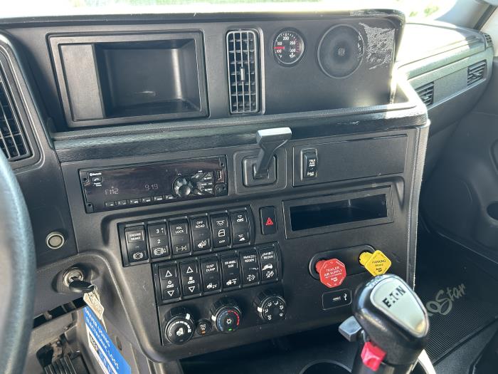 2018 International LT625-13