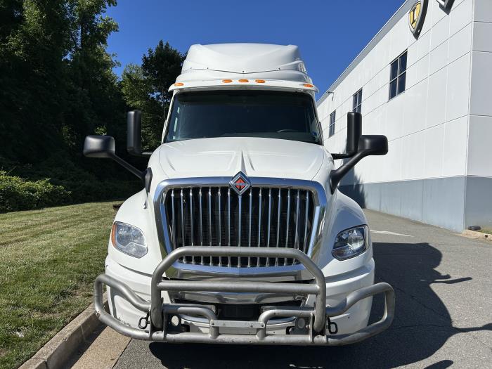 2018 International LT625-1