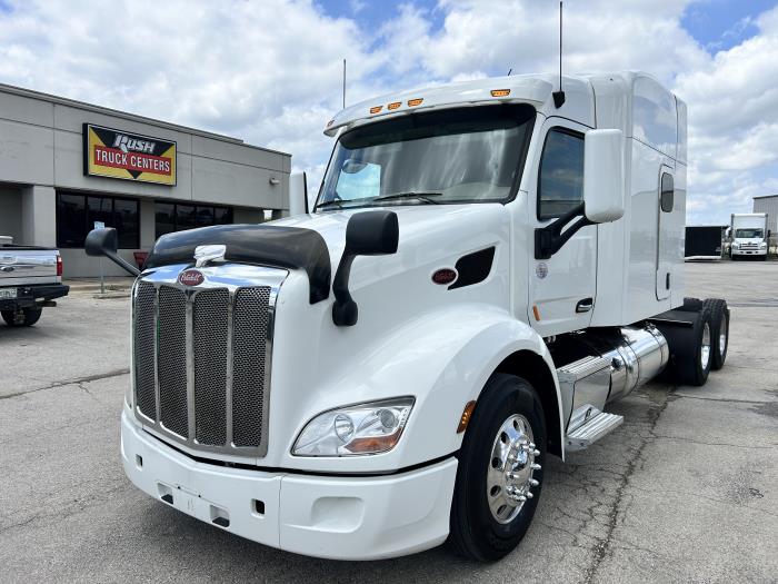 2022 Peterbilt 579-1