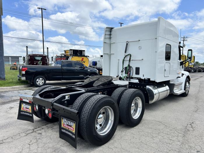 2022 Peterbilt 579-4