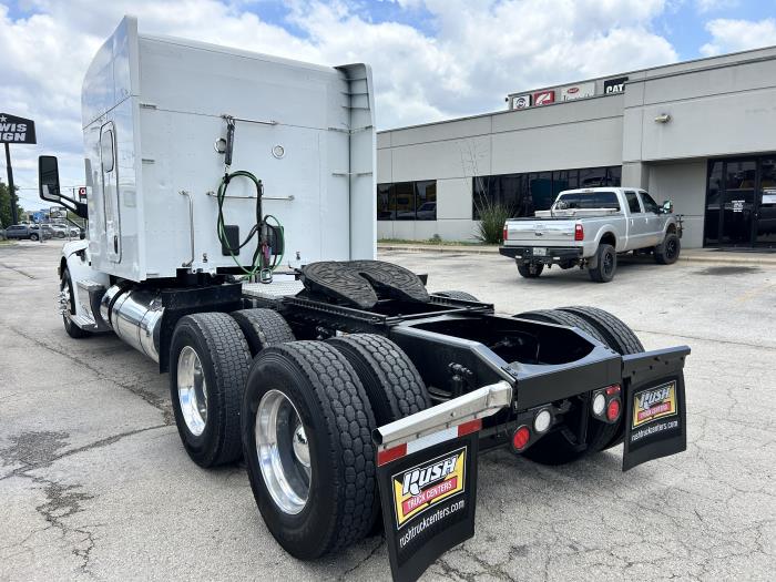 2022 Peterbilt 579-5