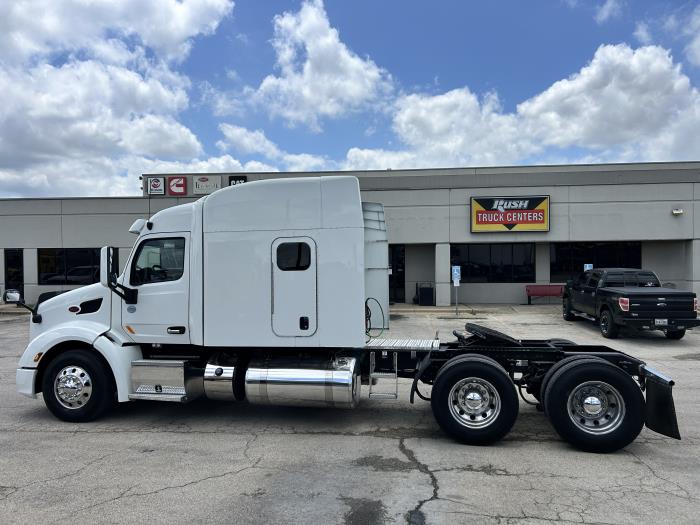 2022 Peterbilt 579-6