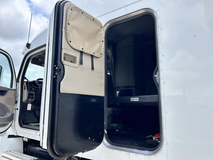 2022 Peterbilt 579-21