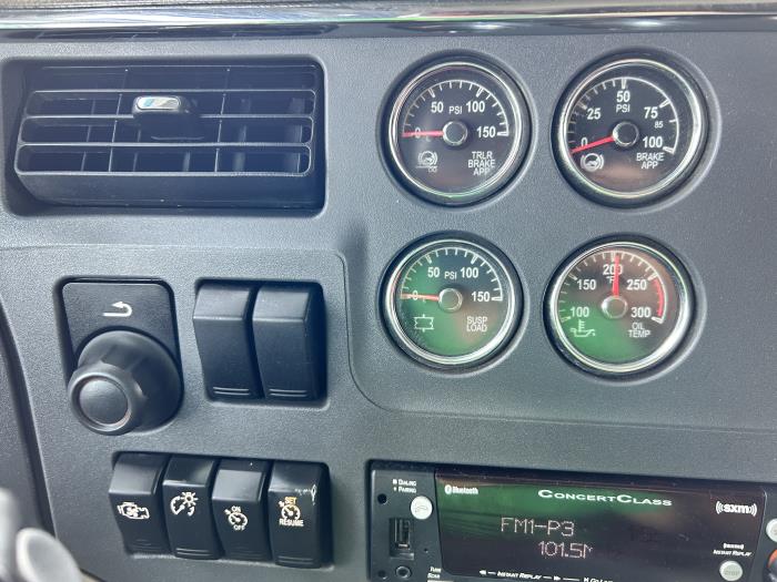 2022 Peterbilt 579-30