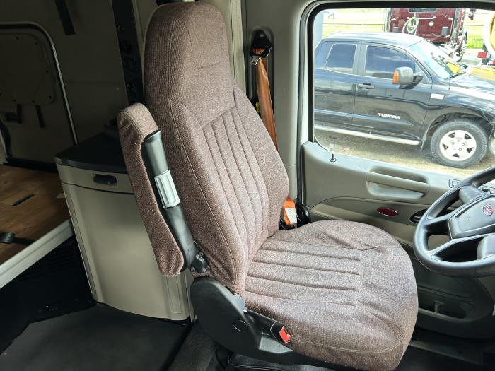 2022 Peterbilt 579-41